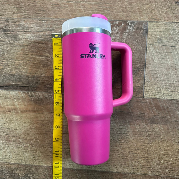 Stanley Pink Water Bottle & Thermos 30 oz. - Picture 7 of 7